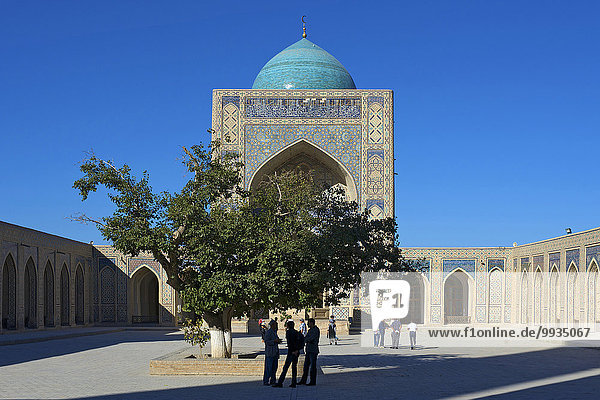 Außenaufnahme Sehenswürdigkeit bauen Mensch Tag Menschen Gebäude Architektur Religion Islam Asien Buchara Zentralasien Moschee Seidenstraße Usbekistan