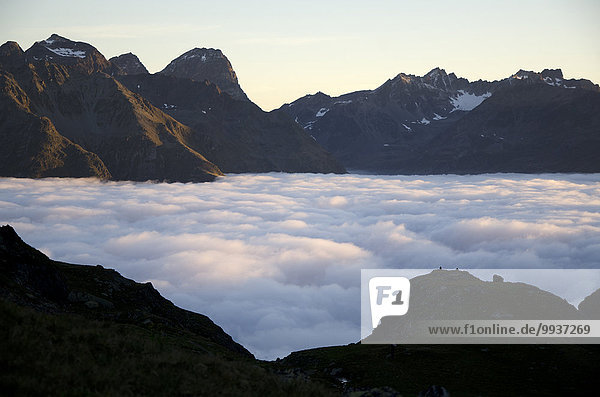 Nationalpark Europa Wolke Nebel Kanton Graubünden Schweiz Nebelmeer
