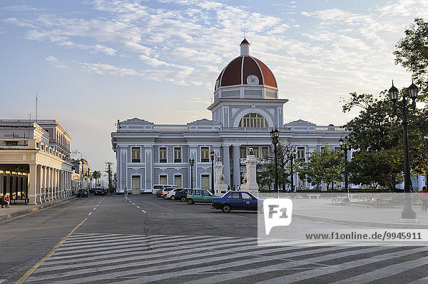 Town Hall  Poder Popular Provincial  Palacio de Gobierno  Parque Jose Marti  Cienfuegos Province  Cuba  North America