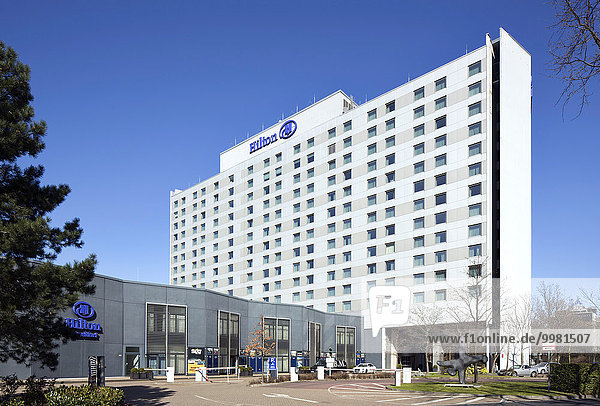 Hotel Hilton mit Konferenzzentrum  Düsseldorf  Rheinland  Nordrhein-Westfalen  Deutschland  Europa