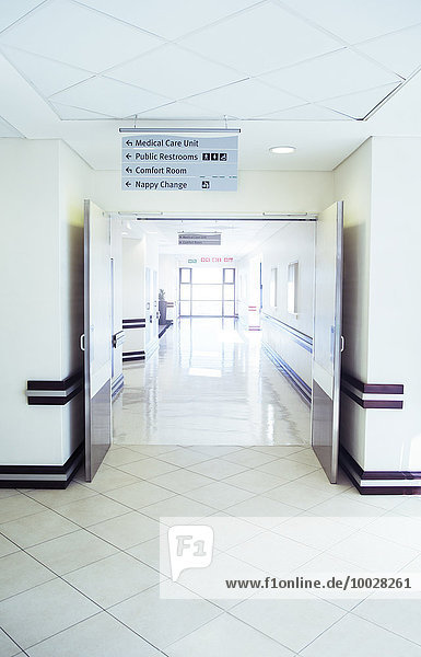 Leerer Krankenhausflur