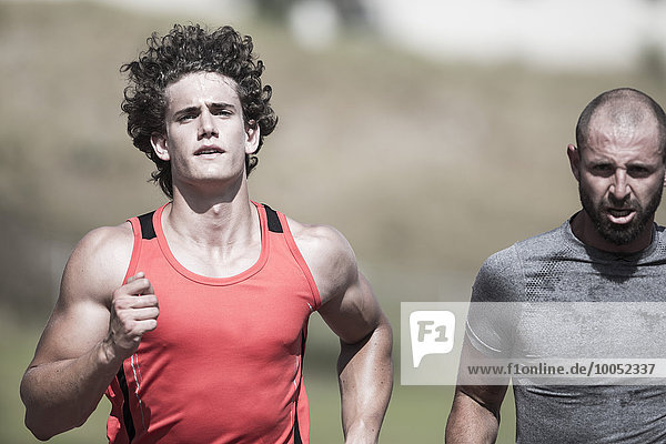 Portrait von zwei Laufsportlern