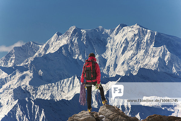 Landschaftlich schön landschaftlich reizvoll Europäer Berggipfel Gipfel Spitze Spitzen Bewunderung wandern Alpen Ansicht Monte Rosa