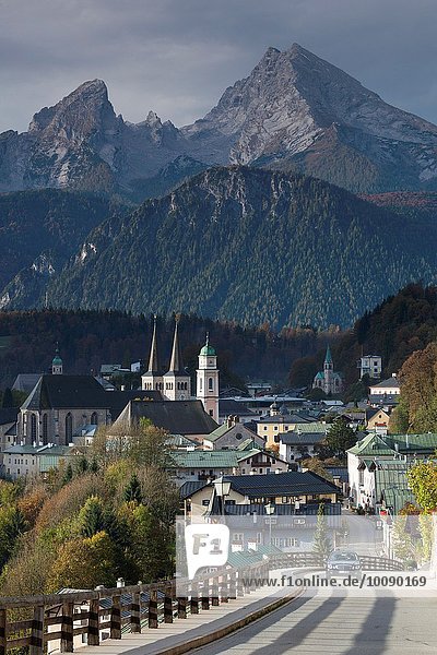 Berg Stadt Ansicht Erhöhte Ansicht Aufsicht heben Bayern Berchtesgaden Deutschland