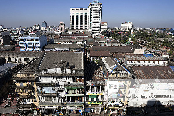 Ausblick auf die Häuser in Downtown Yangon  Myanmar  Asien