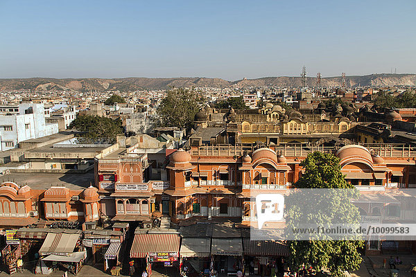 Pink City  Rosarote Stadt  Ausblick vom Palast der Winde  Jaipur  Rajasthan  Indien  Asien