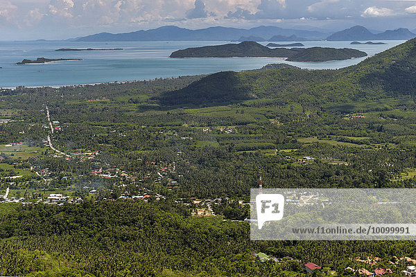 Ausblick vom Aussichtspunkt in Lamai über die Insel  Koh Samui  Thailand  Asien