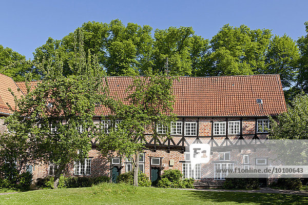 Benediktinerinnenkloster Lüne  Klosterhof  Lüneburg  Niedersachsen  Deutschland  Europa