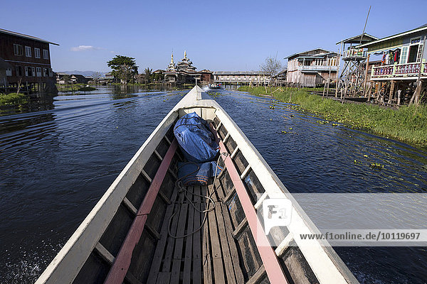 Bootsfahrt auf dem Inle-See  Stelzenhäuser  Inle-See  Shan-Staat  Myanmar  Asien