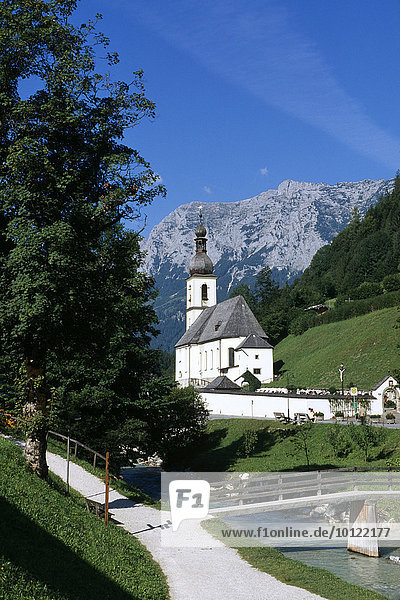 Pfarrkirche St. Fabian und Sebastian  Ramsau  Berchtesgadener Land  Bayern  Deutschland  Europa