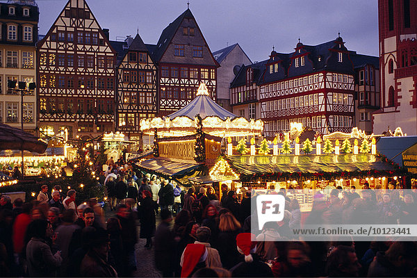 Christmas market at the Roemer  Frankfurt  Hesse  Germany  Europe