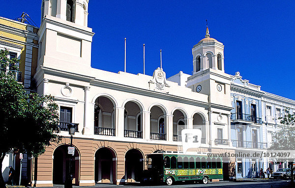 Rathaus Altstadt San Juan Puerto Rico Karibik Nordamerika