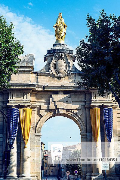 Mittelalter Frankreich Europa Stadt Großstadt Eingang Jeans Tarascon Bouche du Rhone