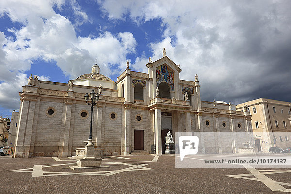 Kathedrale  Manfredonia  Apulien  Italien  Europa