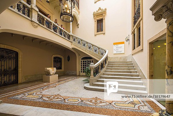 'El Museu d'Art Espanyol Contemporani  Museum of Spanish Contemporary Art  staircase in the courtyard  inner courtyard  former city palace Can Gallard del Canyar  also Can Descatlar  historic centre  Ciutat Antiga  Palma de Majorca  Majorca  Balearic Islands  Spain  Europe'
