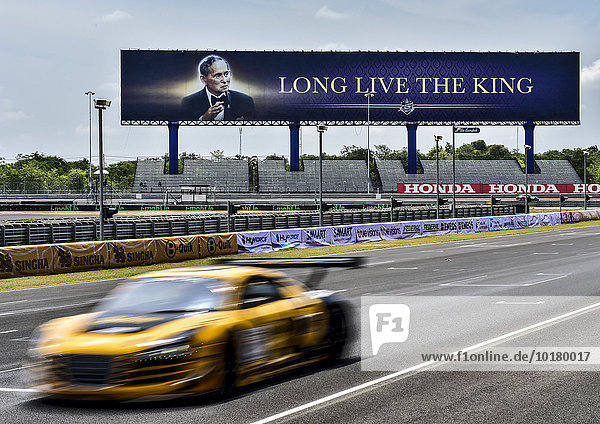 Transparent für den König an der Rennstrecke Chang International Circuit  Buriram  Thailand  Asien