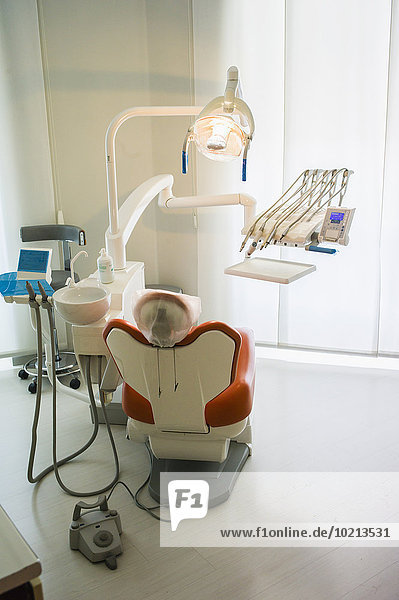 leer Stuhl Büro Zahnarzt