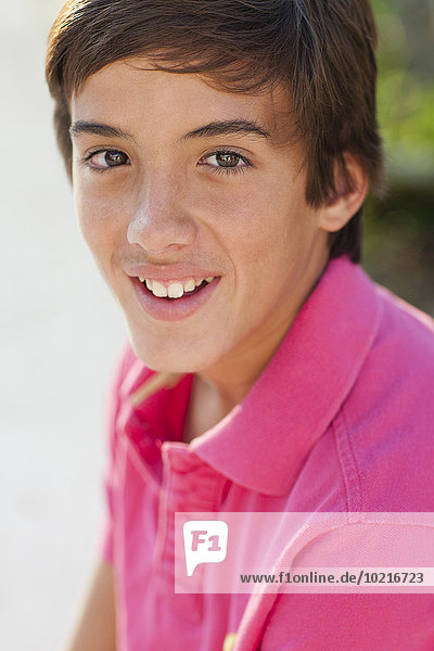 Außenaufnahme Europäer lächeln Junge - Person Close-up freie Natur