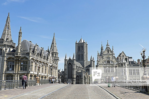 Belgien  Gent  Blick von der Michaelsbrücke zur Nikolaikirche