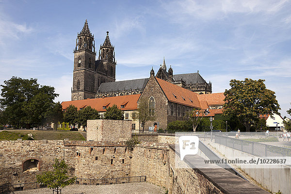 Deutschland  Magdeburg  Bastion Cleve und der Dom zu Magdeburg