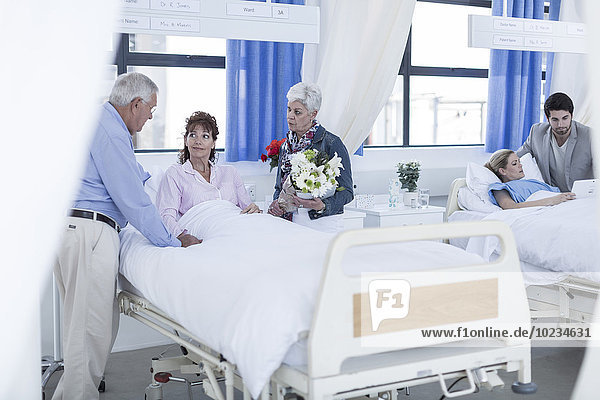 Krankenbettbesuch im Krankenhaus