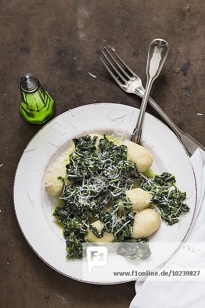 Gnocchi mit Spinat und Parmesan
