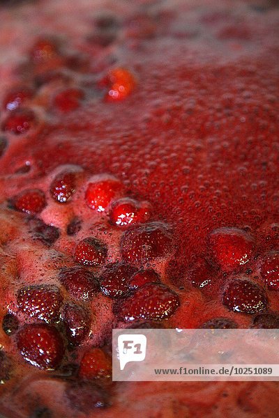 Produktion Erdbeere Marmelade