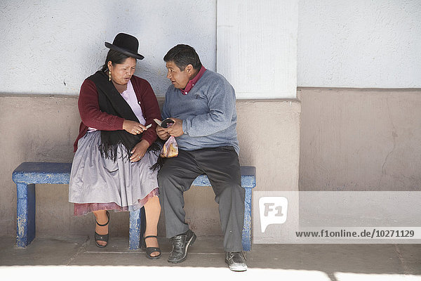 Ehepaar am Bahnhof von Tupiza  Departement Potosi  Bolivien