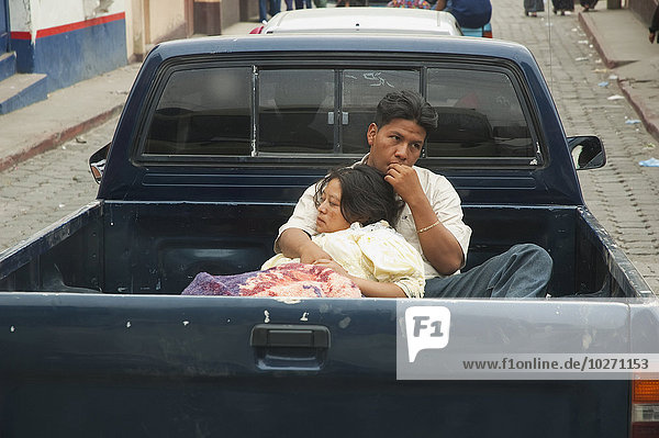 Maya Couple In A Truck- Solol