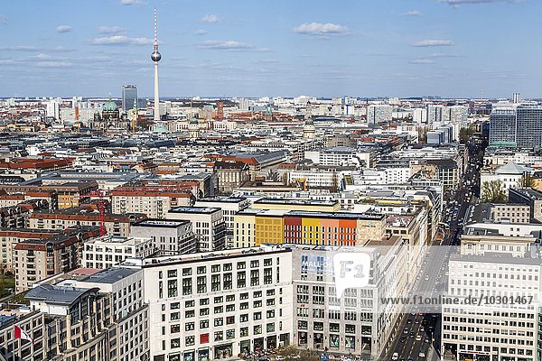 Stadtansicht von Berlin-Mitte  mit dem Fernsehturm  vorne Leipziger Platz  Berlin  Deutschland  Europa