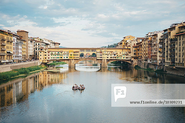 Italy  Florence  River Arno and Ponte Vecchio