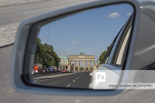 Germany  Berlin  Brandenburger Tor in the mirror of a car on Strasse des 17. Juni