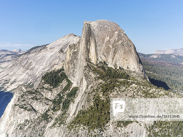USA  Kalifornien  Yosemite Nationalpark  Blick auf Half Dome