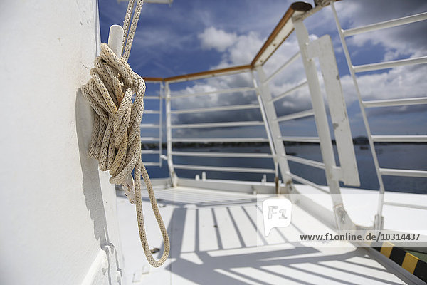 Seil auf Kreuzfahrtschiff