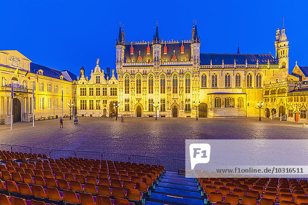 Belgium  Flanders  Bruges  Old town  castle square  town hall in the evening