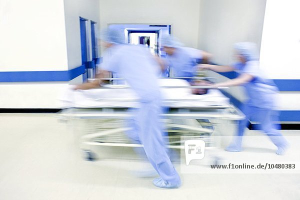 Notfallbehandlung im Krankenhaus