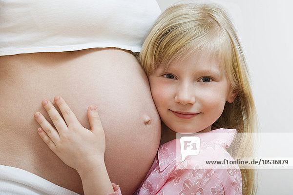 Mutter  Tochter und Schwangerschaft