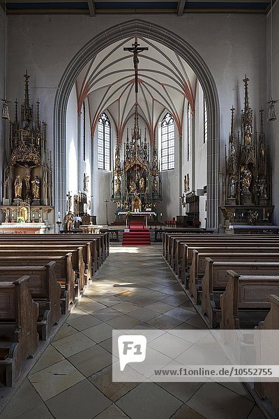 Innenansicht der Pfarrkirche St. Johannes Baptist  neugotisch  Bad Hindelang  Allgäu  Bayern  Deutschland  Europa