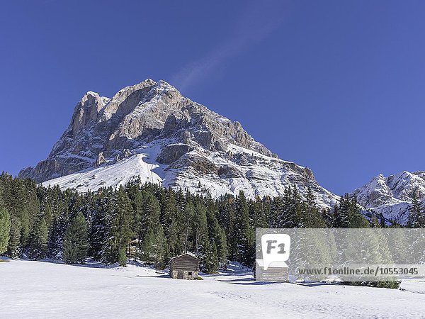 Peitlerkofel mit Schnee  Würzjoch  Südtirol  Italien  Europa
