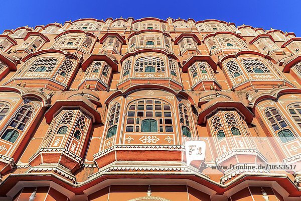 Facade of the Hawa Mahal  Palace of the Winds  Jaipur  Rajasthan  India  Asia