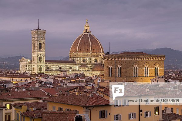 Kathedrale von Florenz,  Altstadt bei Dämmerung,  Florenz,  Toskana,  Italien,  Europa
