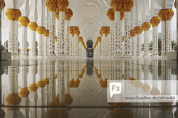 Innenaufnahme  Scheich-Zayid-Moschee  Abu Dhabi  Vereinigte Arabische Emirate  Asien