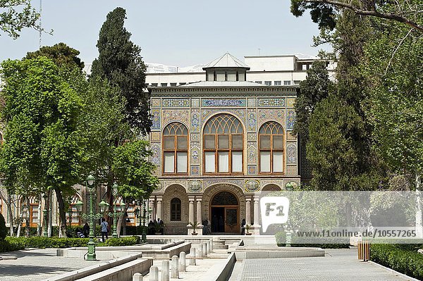 Eingang zur Salam Halle  Talar e Salam  Golestan-Palast oder Golestanpalast  Teheran  Iran