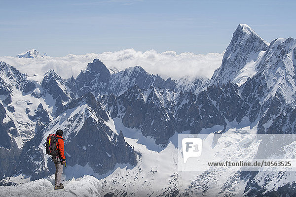 Caucasian skier on mountaintop  Mont Blanc  Chamonix  France