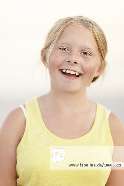 Porträt eines lächelnden Mädchens