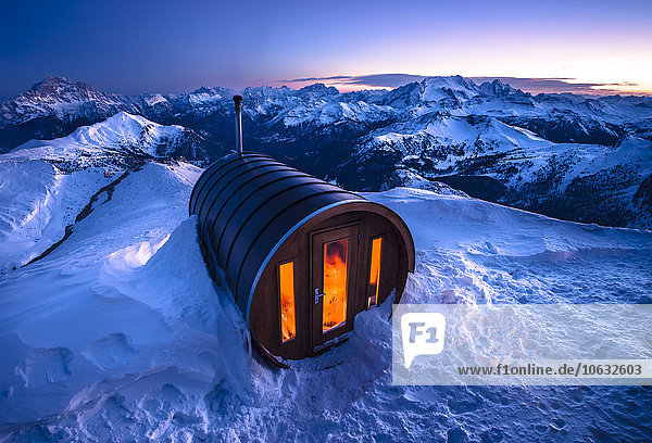 Italien  Südtirol  Dolomiten  Sauna am Lagazuoi
