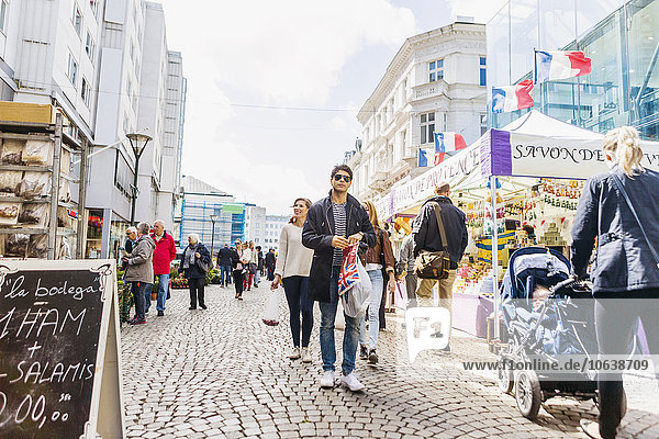 Freundschaft Großstadt Besuch Treffen trifft Markt