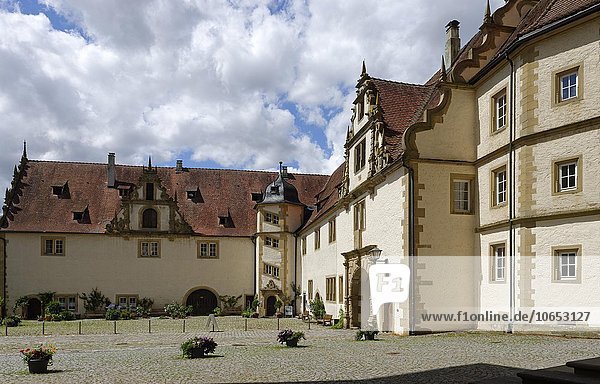 Kloster Schöntal  ehemaliges Zisterzienserkloster  Rathaus  Schöntal  Baden-Württemberg  Deutschland  Europa