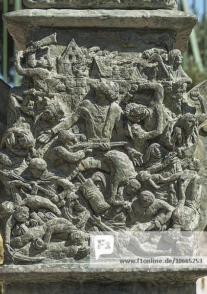 Darstellung  Aufstand im Warschauer Getto  Relief an der Knesset-Menora  Bildhauer Benno Elkan  Jerusalem  Israel  Asien