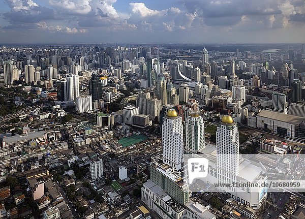 Aussicht vom Baiyoke Tower mit Pratunam Mall  Asian Wide Trading Center  Stadtansicht  Bangkok  Thailand  Asien